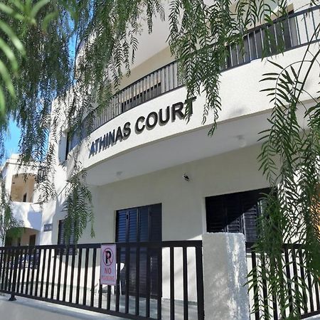 Athinas Court Aparthotel Paphos Eksteriør bilde