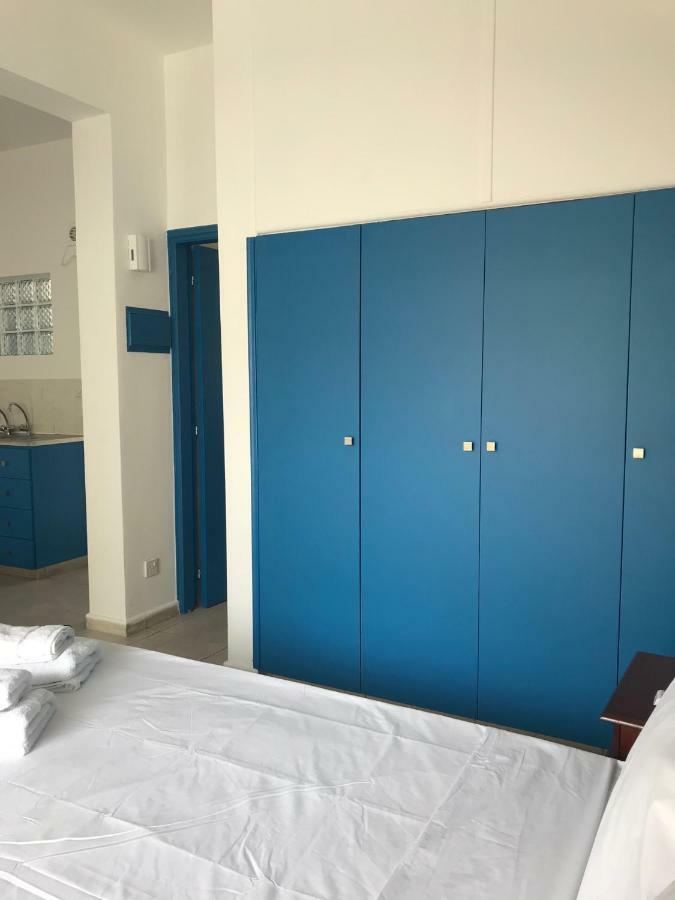 Athinas Court Aparthotel Paphos Eksteriør bilde