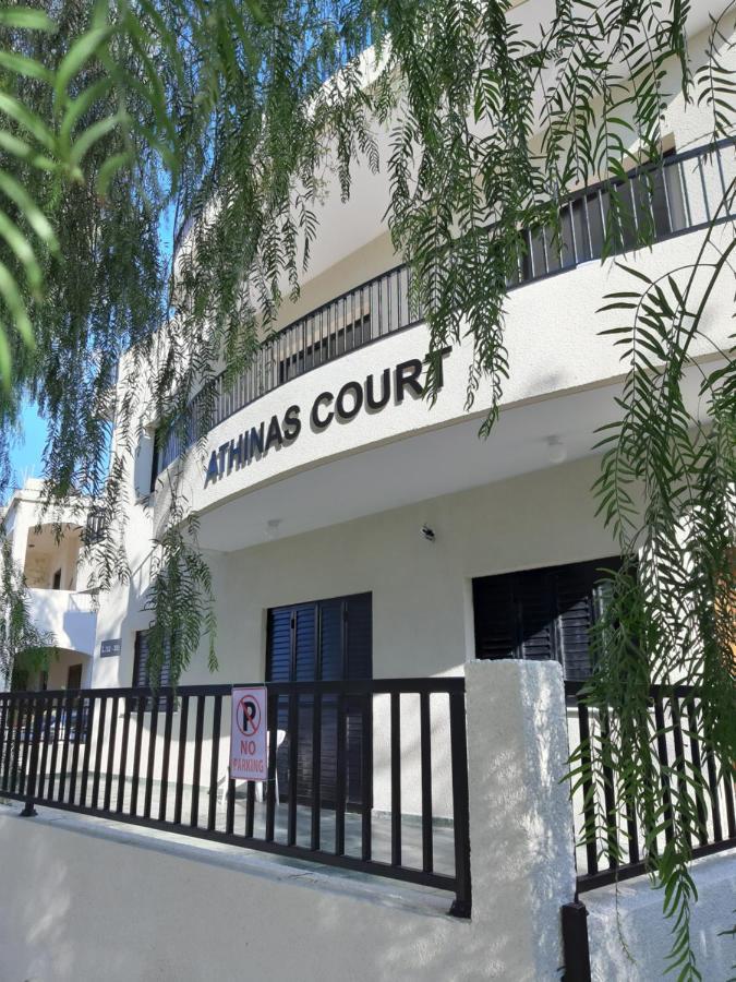 Athinas Court Aparthotel Paphos Eksteriør bilde